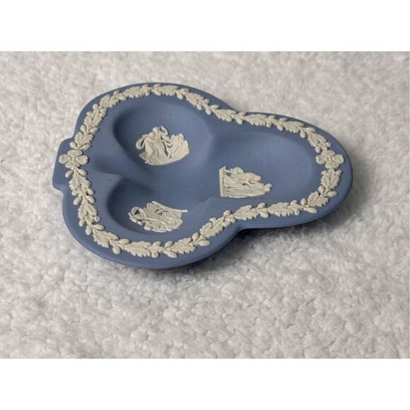 Wedgwood Blue Jasperware Clover Tray/Vintage in Original Box - Picture 7 of 16